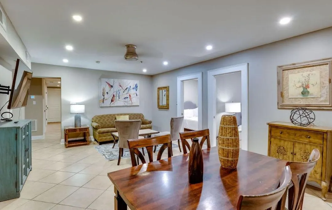 4 Bedroom Beauty Steps From The River-1