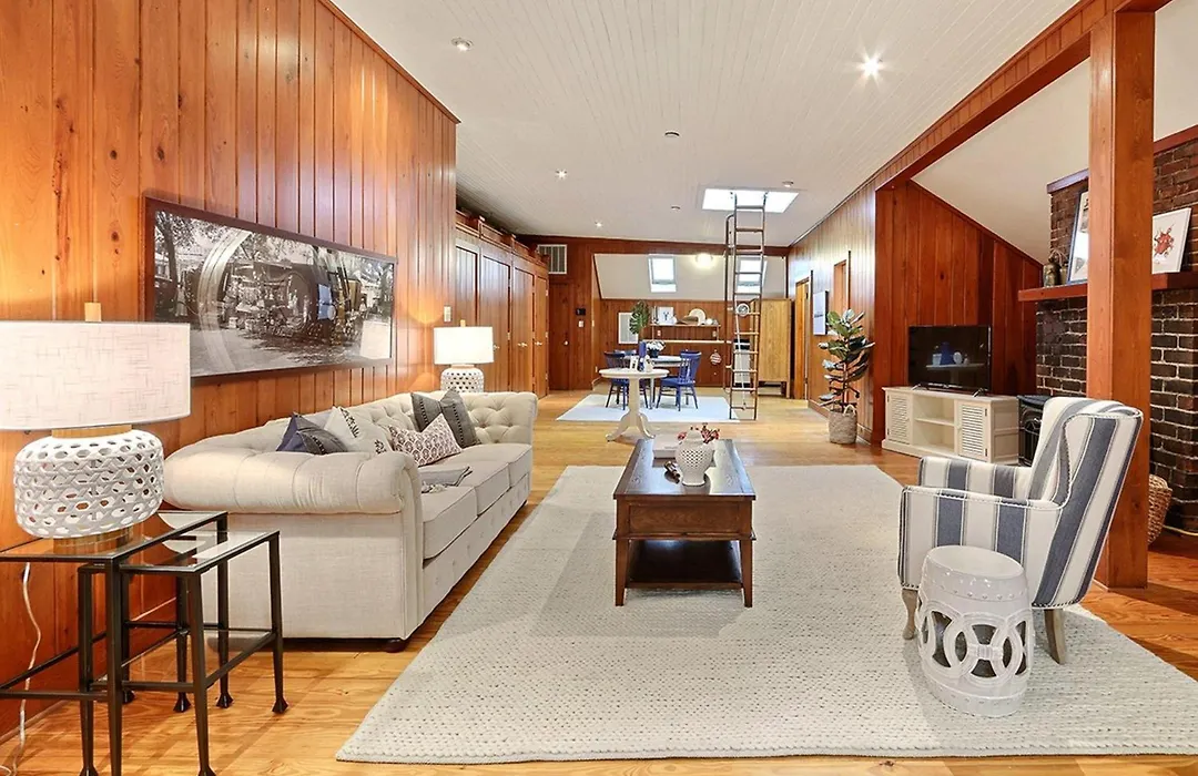 Captain'S Quarters On Lafayette-1