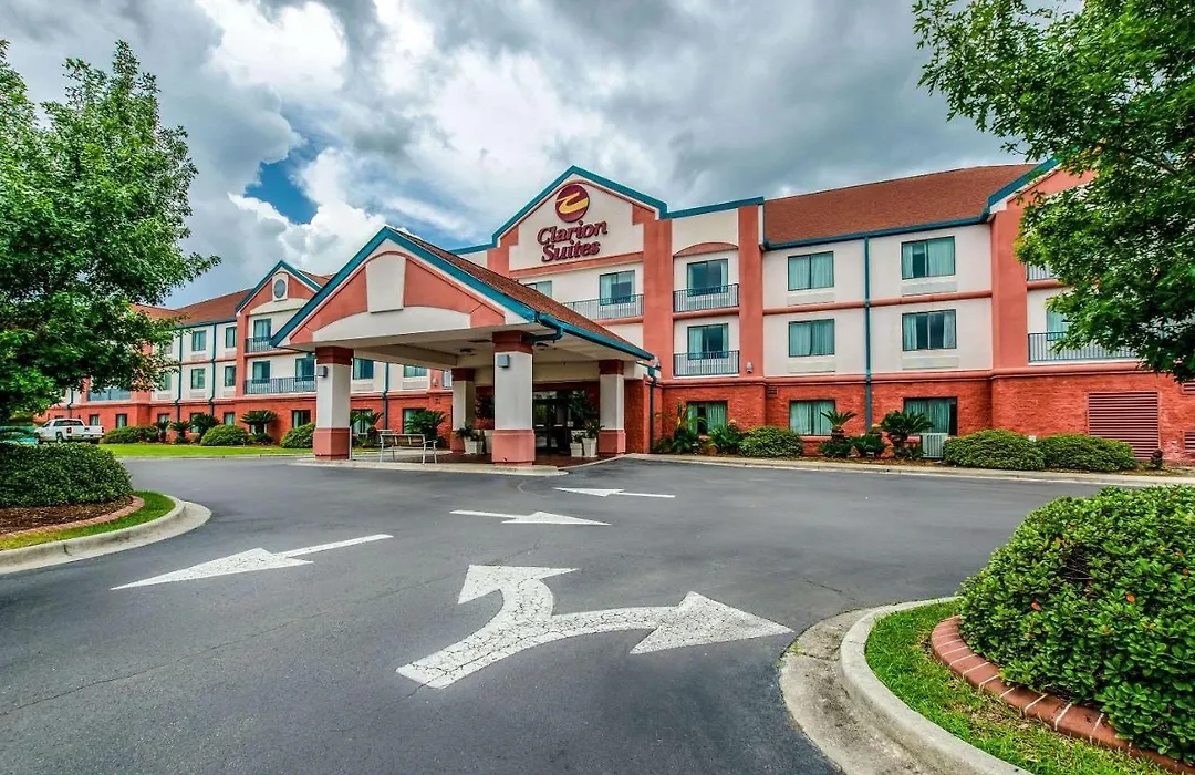 Best Western Plus Savannah Gateway-1