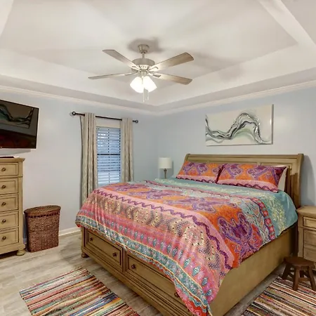Pooler Travelers Retreat I - Entire House --2