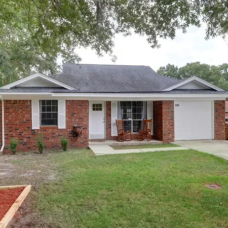 Pooler Travelers Retreat III - Entire House --2