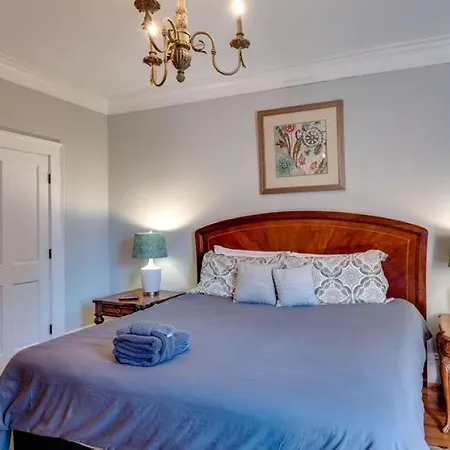 201 York #3 - Homey Downtown 2 Bedroom Steps From The River-3