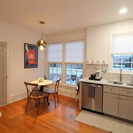 Queen Anne'S Condo-2