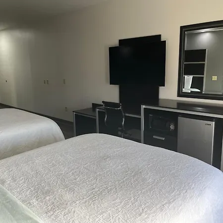 Sonesta Essential Savannah-3
