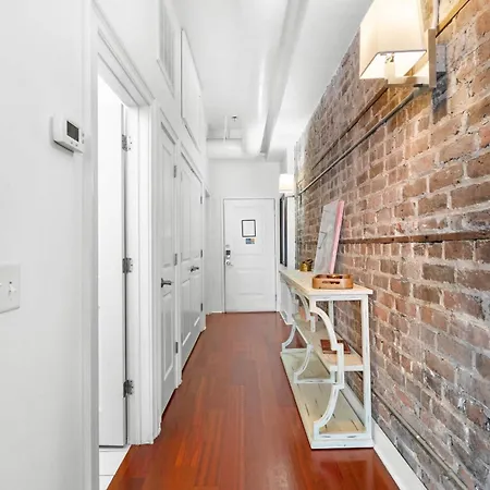 Downtown Loft- Steps Away From Plant Riverside!-2