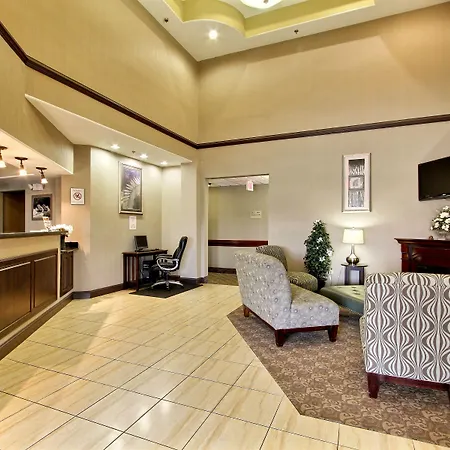 Magnolia Inn And Suites Pooler-3