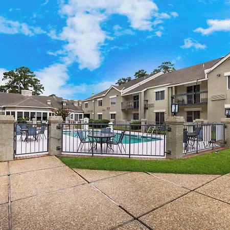 Mainstay Suites Savannah Midtown-2