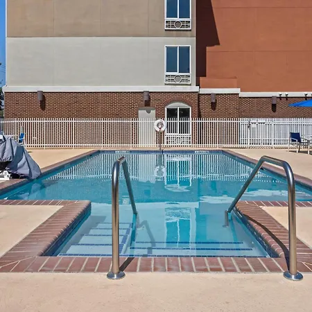 Holiday Inn Express Hotel & Suites Savannah Midtown By Ihg-2